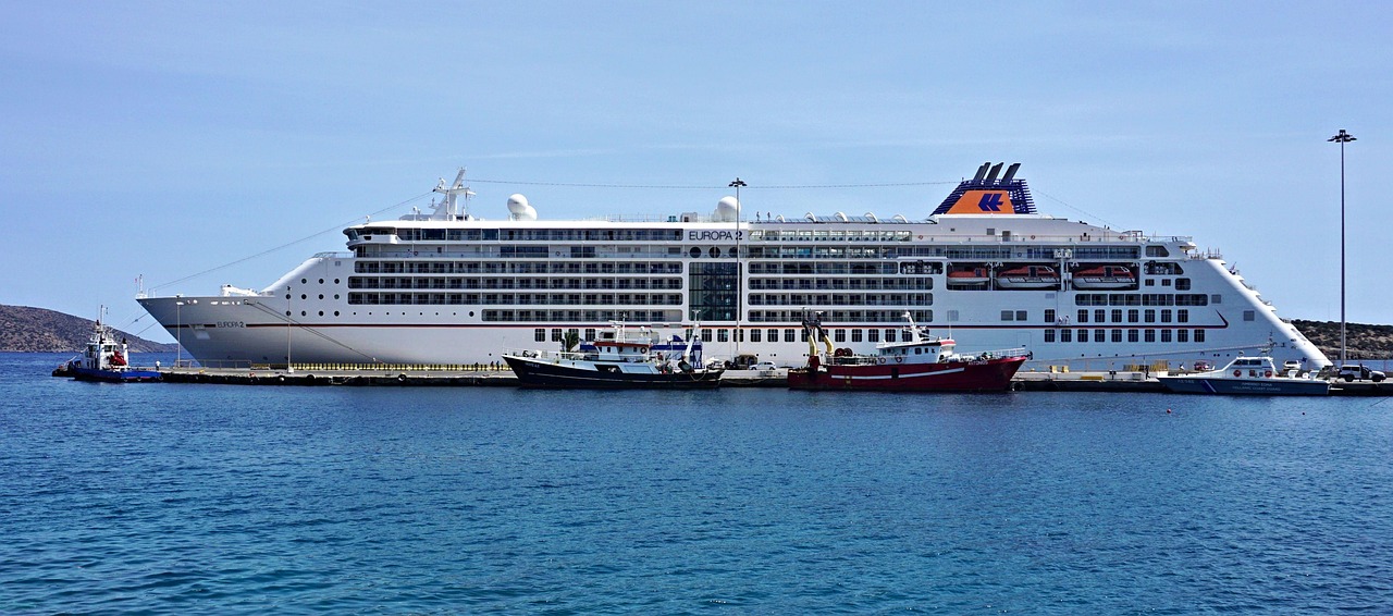 découvrez nos conseils essentiels pour une croisière en méditerranée réussie : astuces pratiques, destinations incontournables et informations utiles pour profiter pleinement de votre voyage en mer.