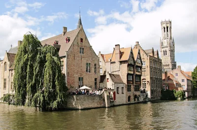 la tour